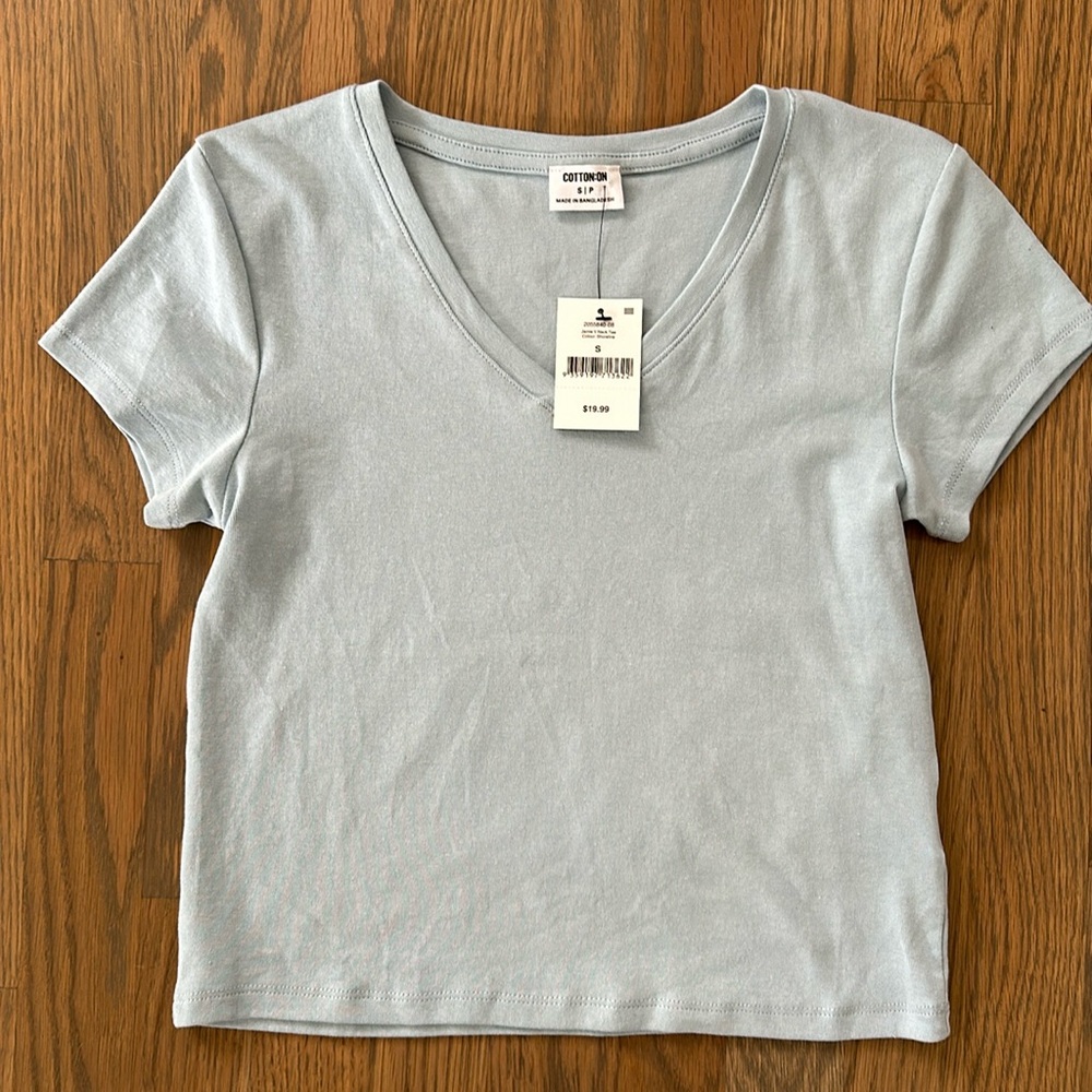 Cotton On V-Neck Jamie Tee sz Small Women’s Crop Top Organic Cotton Light Blue